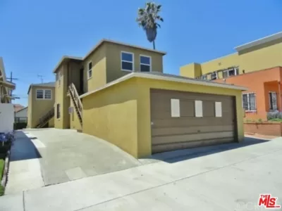 4BR Multi-Family for Sale in Los Angeles, CA