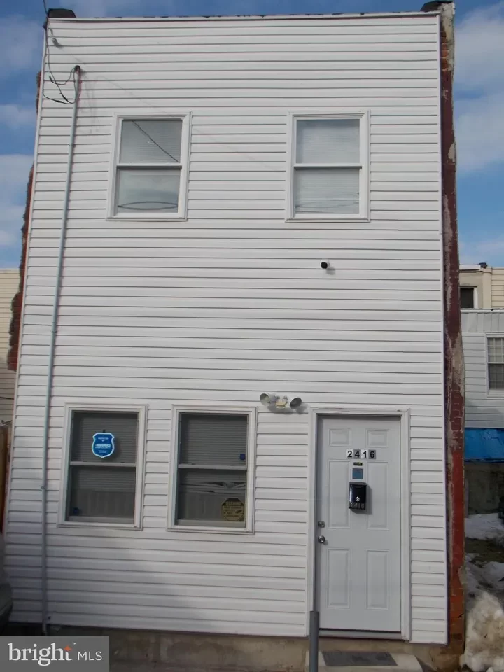 2BR House for Sale in Philadelphia, PA
