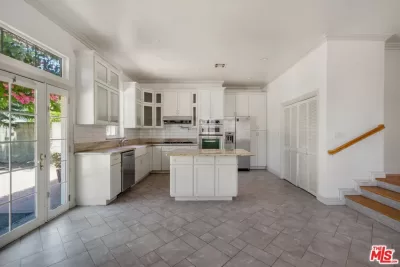 4BR House for Sale in Los Angeles, CA