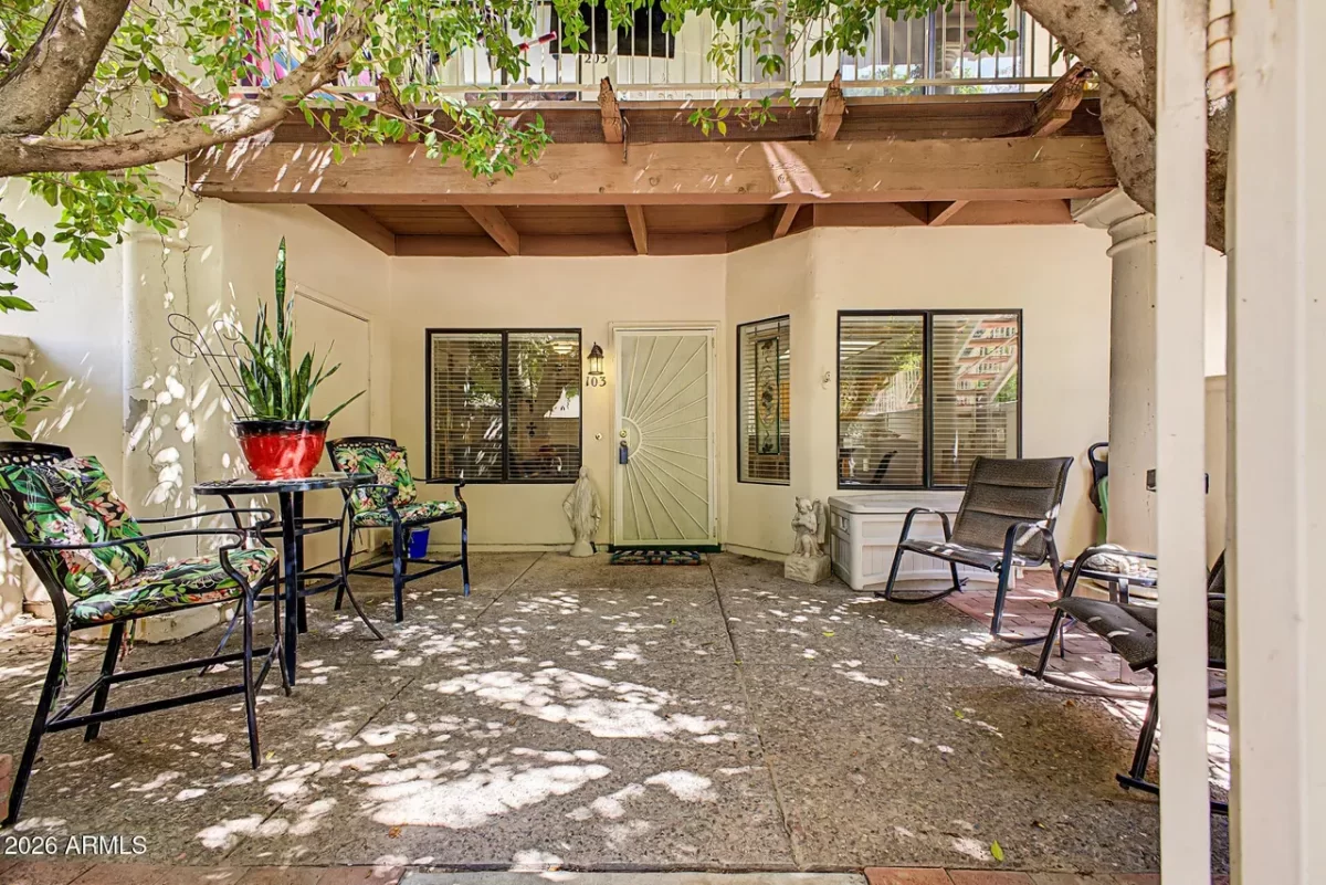2BR Condo for Sale in Phoenix, AZ