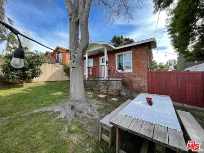 1BR House for Sale in Inglewood, CA