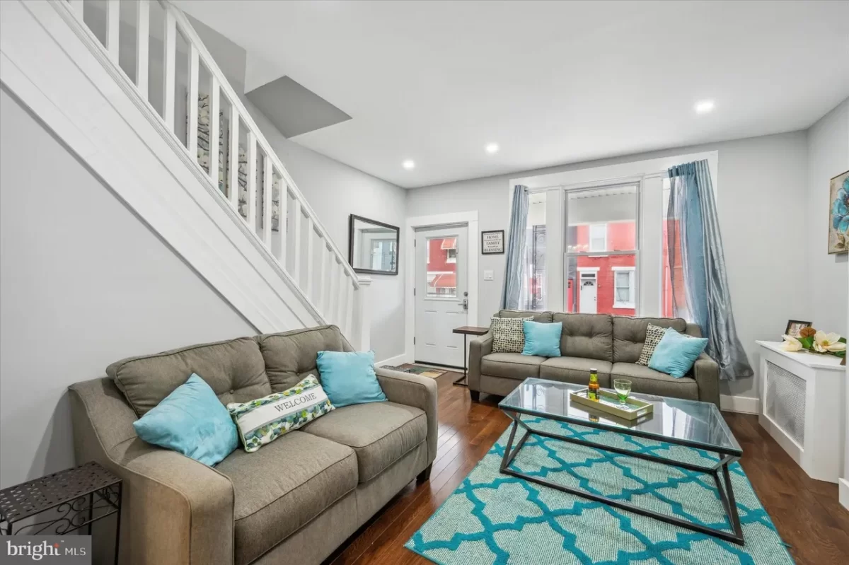 3BR Townhouse for Sale in Philadelphia, PA