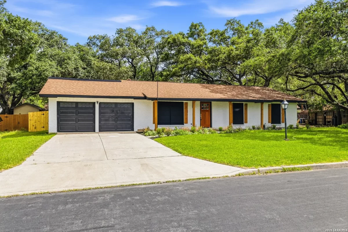 5BR House for Sale in San Antonio, TX