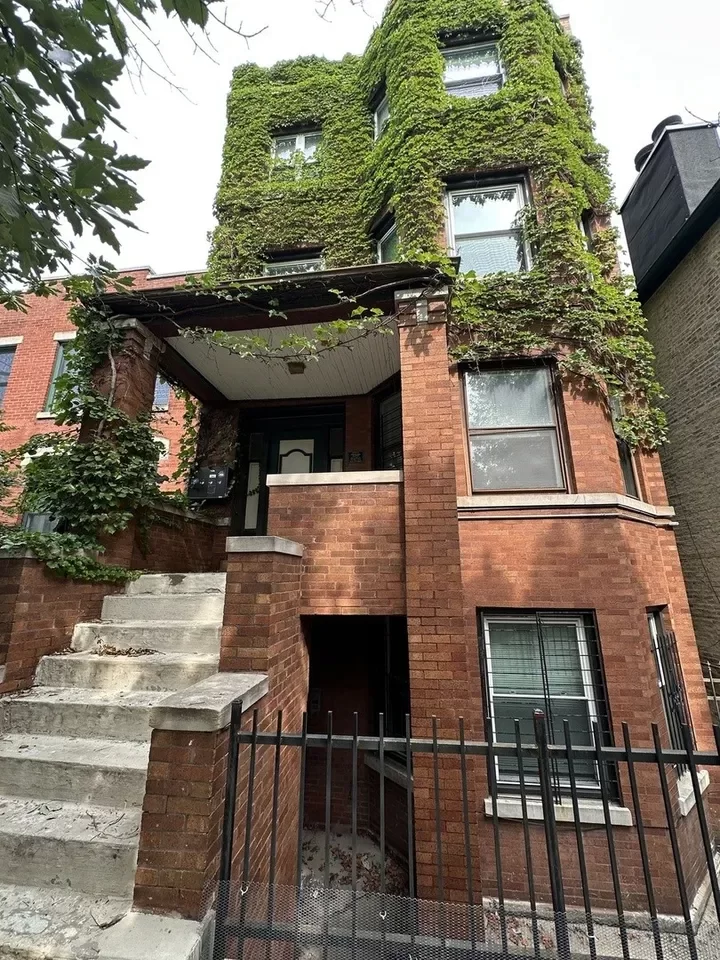 2BR Condo for Rent in Chicago, IL