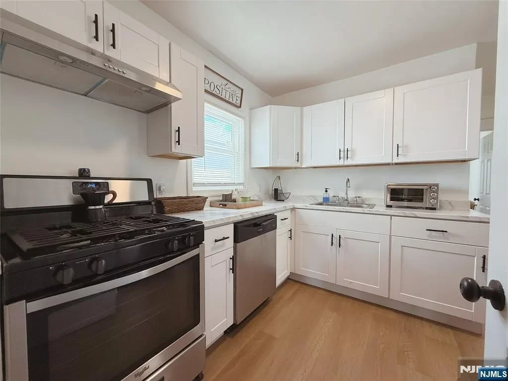 3BR Multi-Family for Rent in Rutherford, NJ
