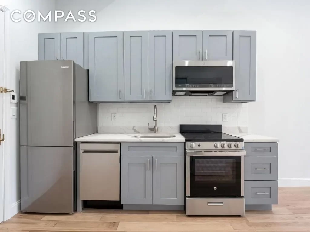 Townhouse for Rent in Manhattan, NY