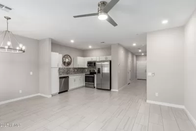 2BR Townhouse for Rent in Phoenix, AZ