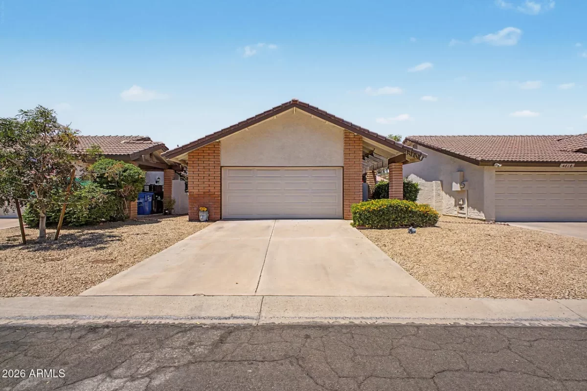 2BR House for Sale in Phoenix, AZ