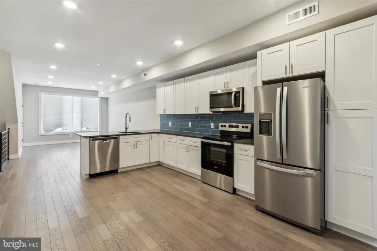 3BR Townhouse for Rent in Philadelphia, PA