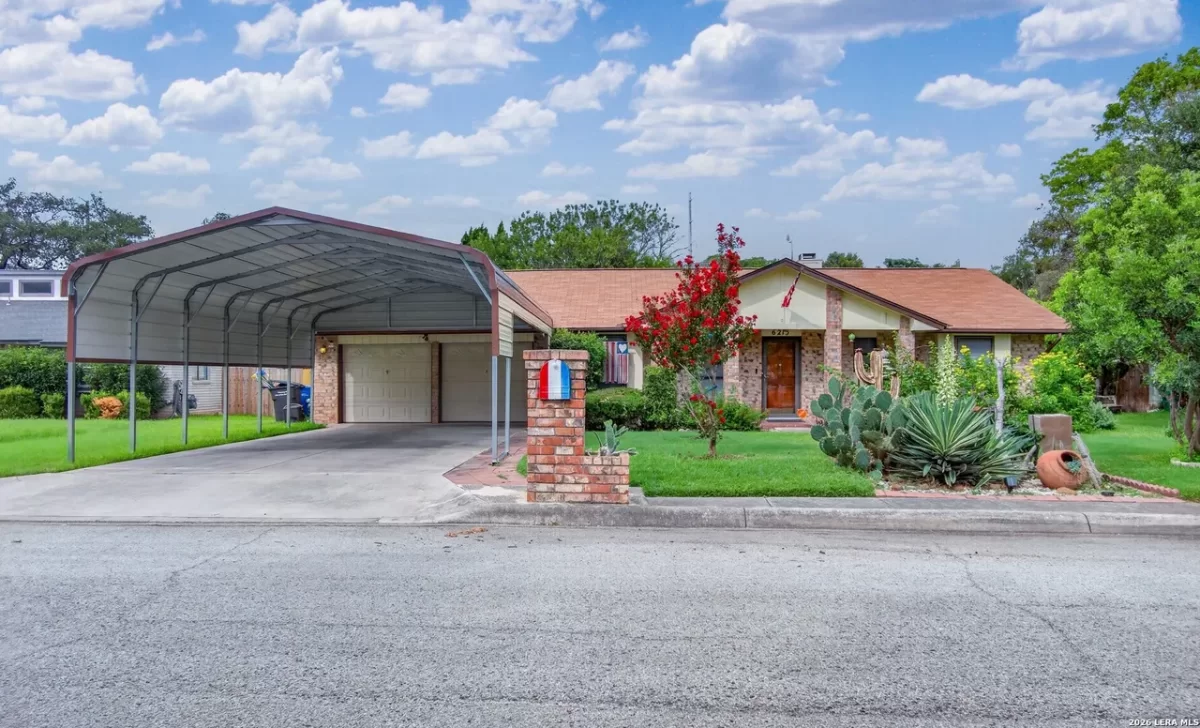 3BR House for Sale in San Antonio, TX