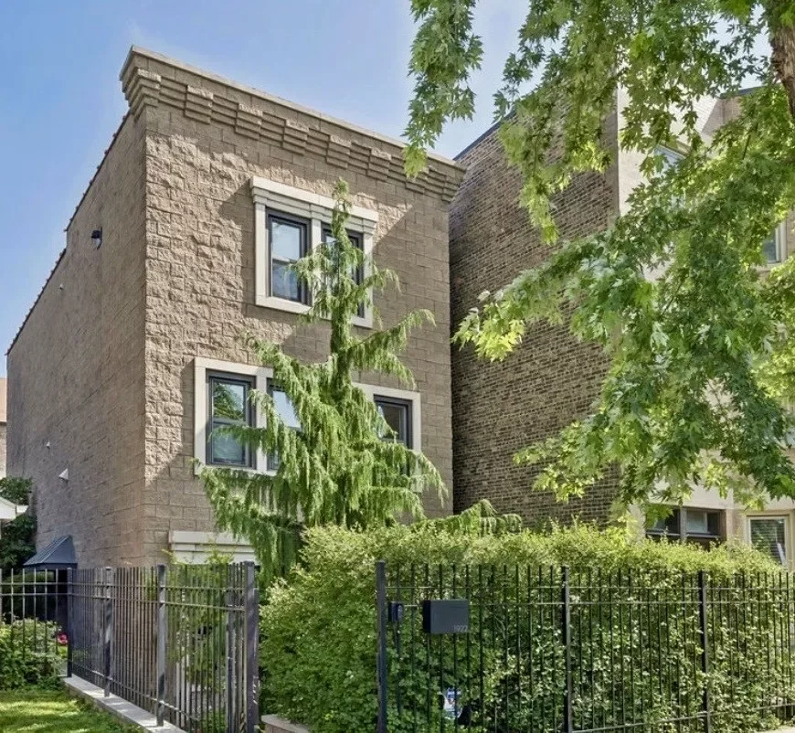 3BR House for Sale in Chicago, IL
