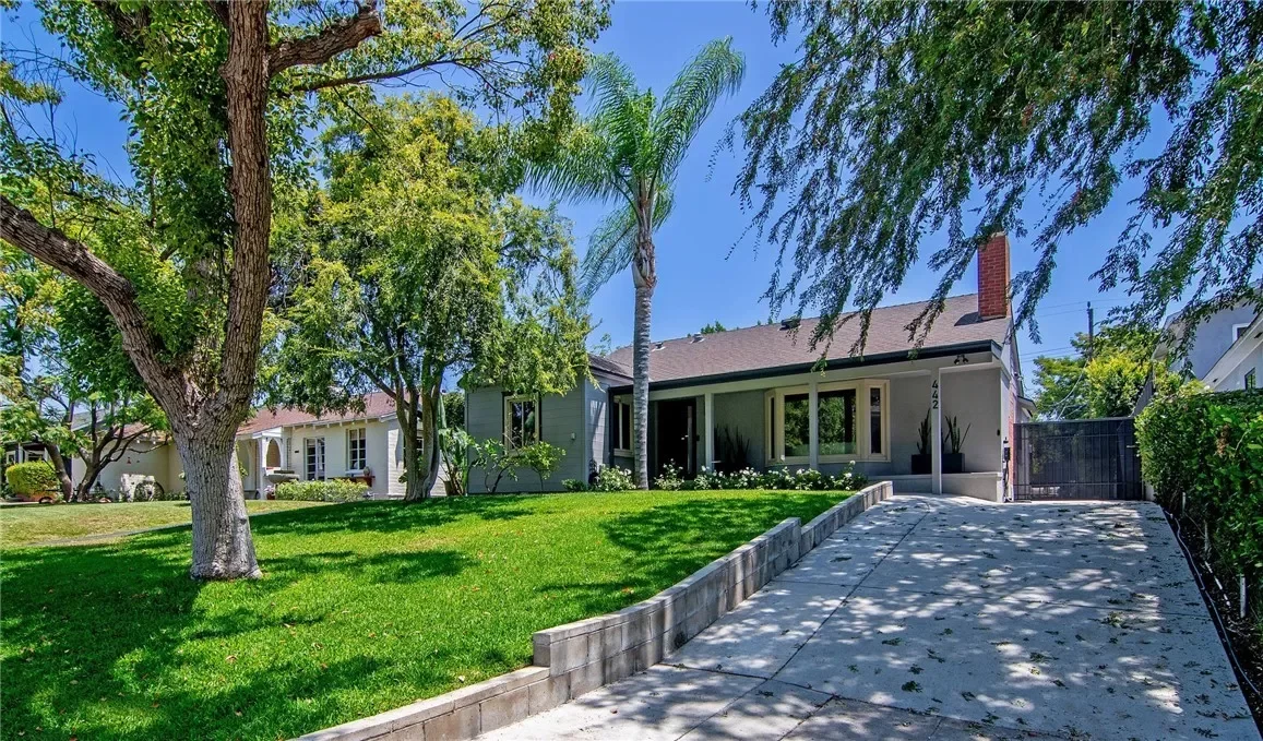 3BR House for Sale in Burbank, CA