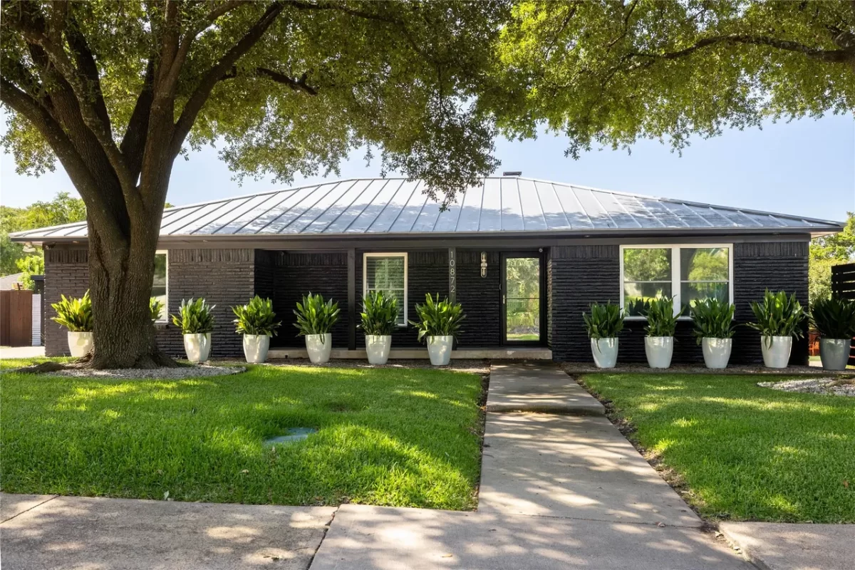 4BR House for Sale in Dallas, TX
