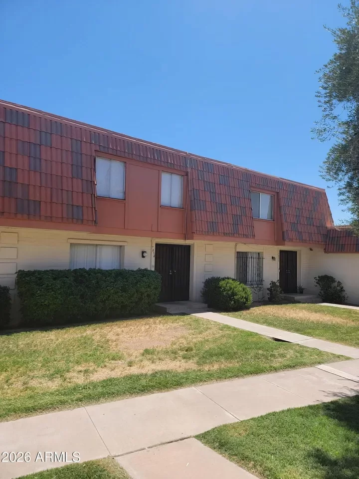 4BR Townhouse for Rent in Glendale, AZ