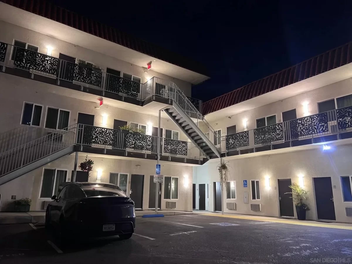 7BR Multi-Family for Sale in San Diego, CA