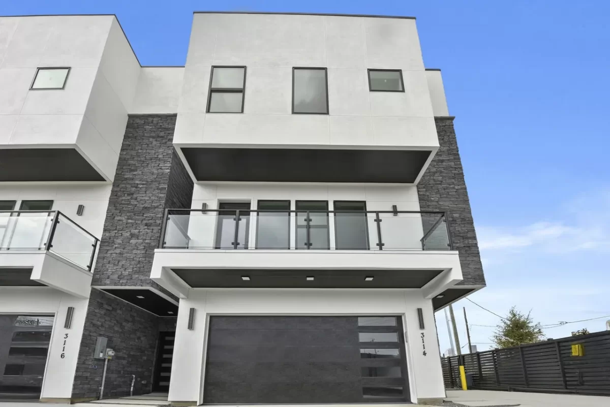 3BR Townhouse for Sale in Houston, TX