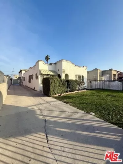 7BR Multi-Family for Sale in Los Angeles, CA
