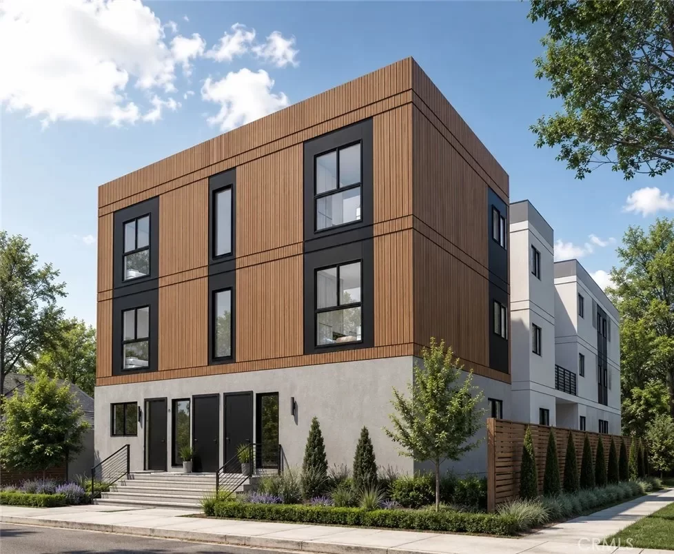 35BR Multi-Family for Sale in Los Angeles, CA