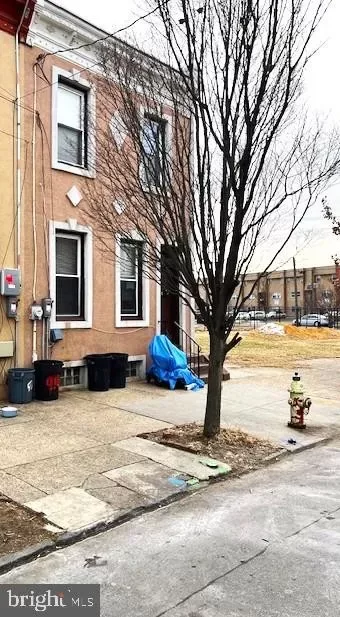 4BR Townhouse for Sale in Camden, NJ