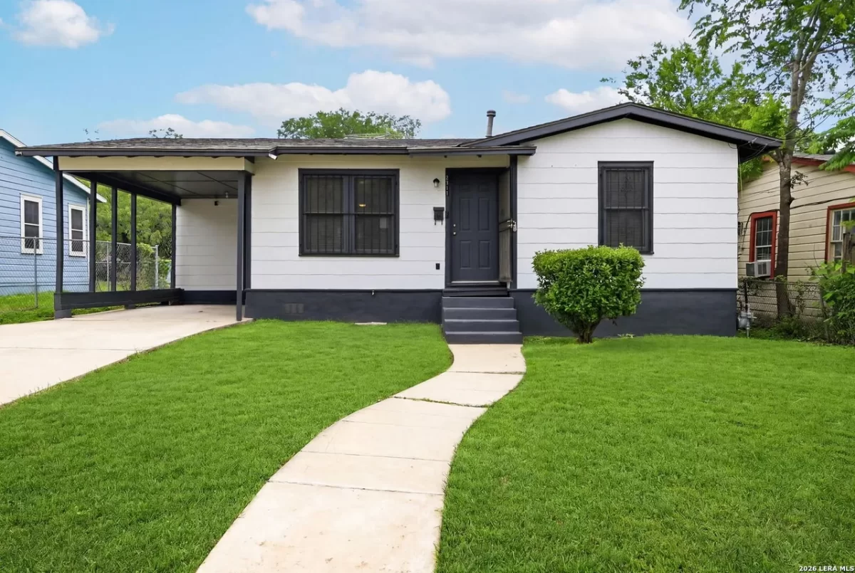 2BR House for Sale in San Antonio, TX