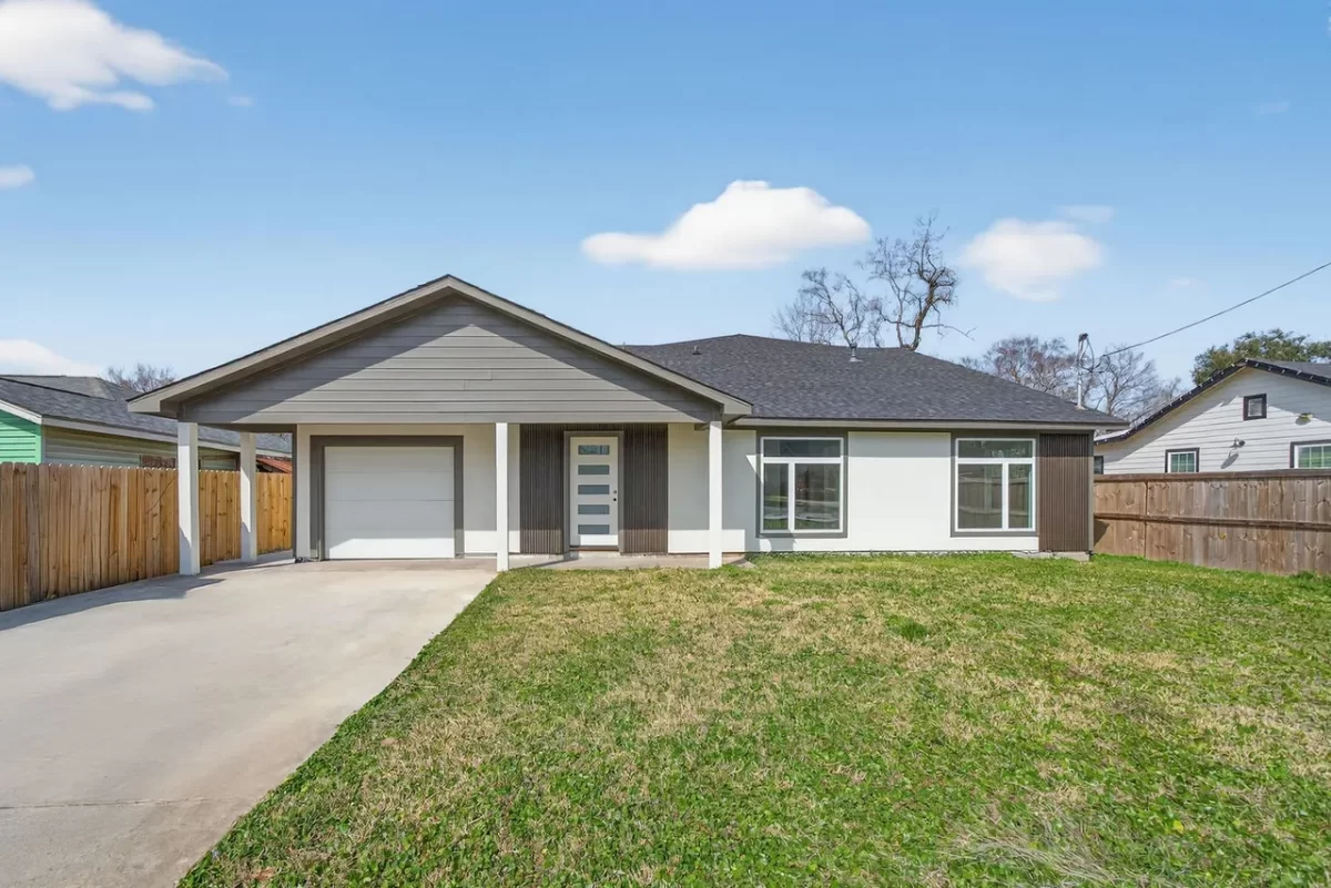 5BR House for Sale in Houston, TX