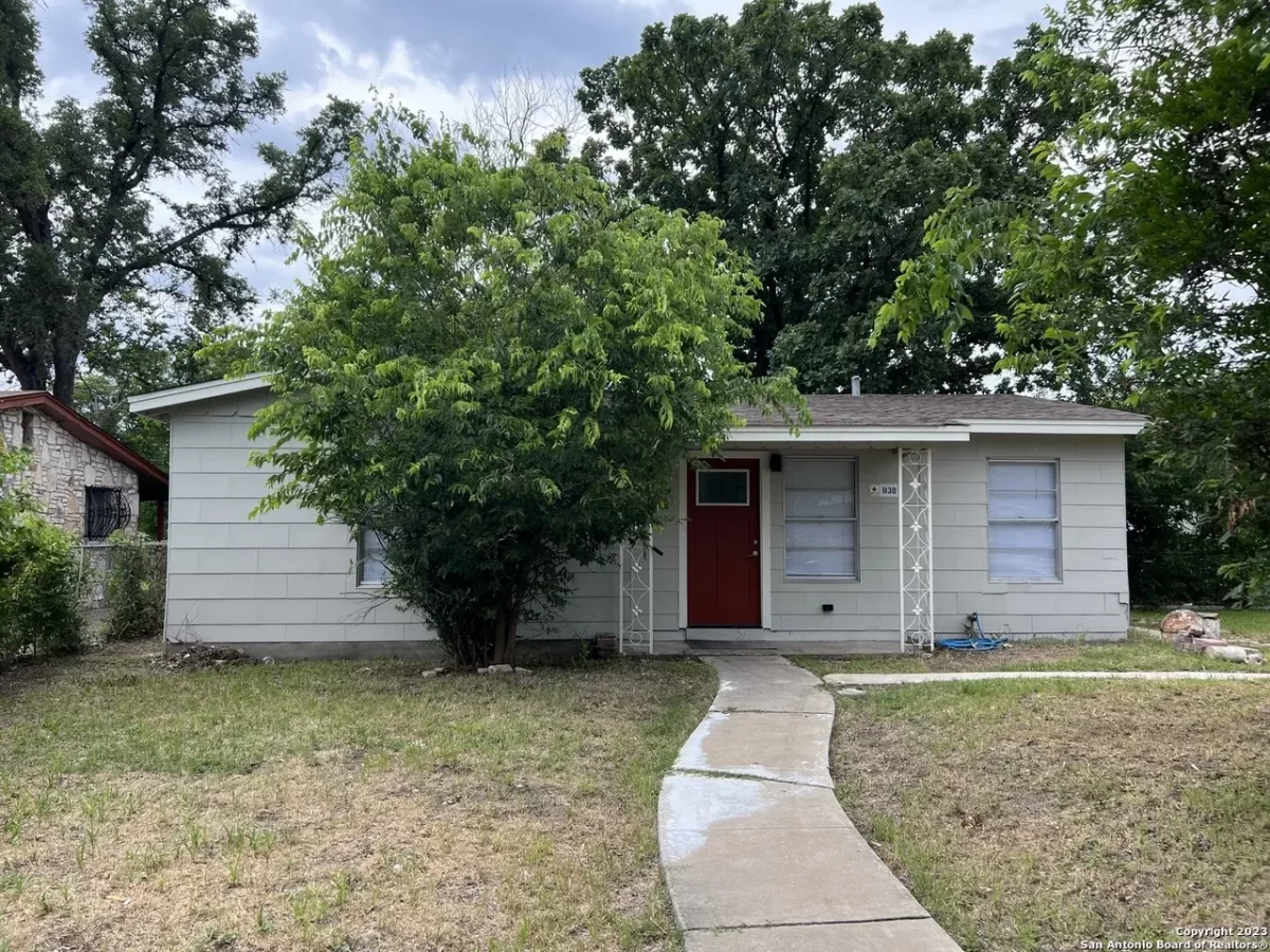 2BR House for Rent in San Antonio, TX