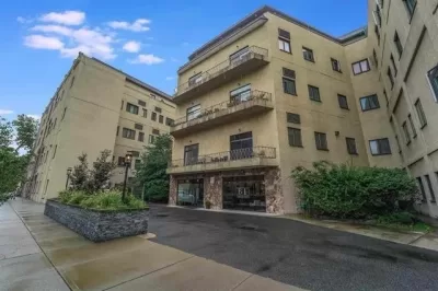 2BR Condo for Sale in Jersey City, NJ