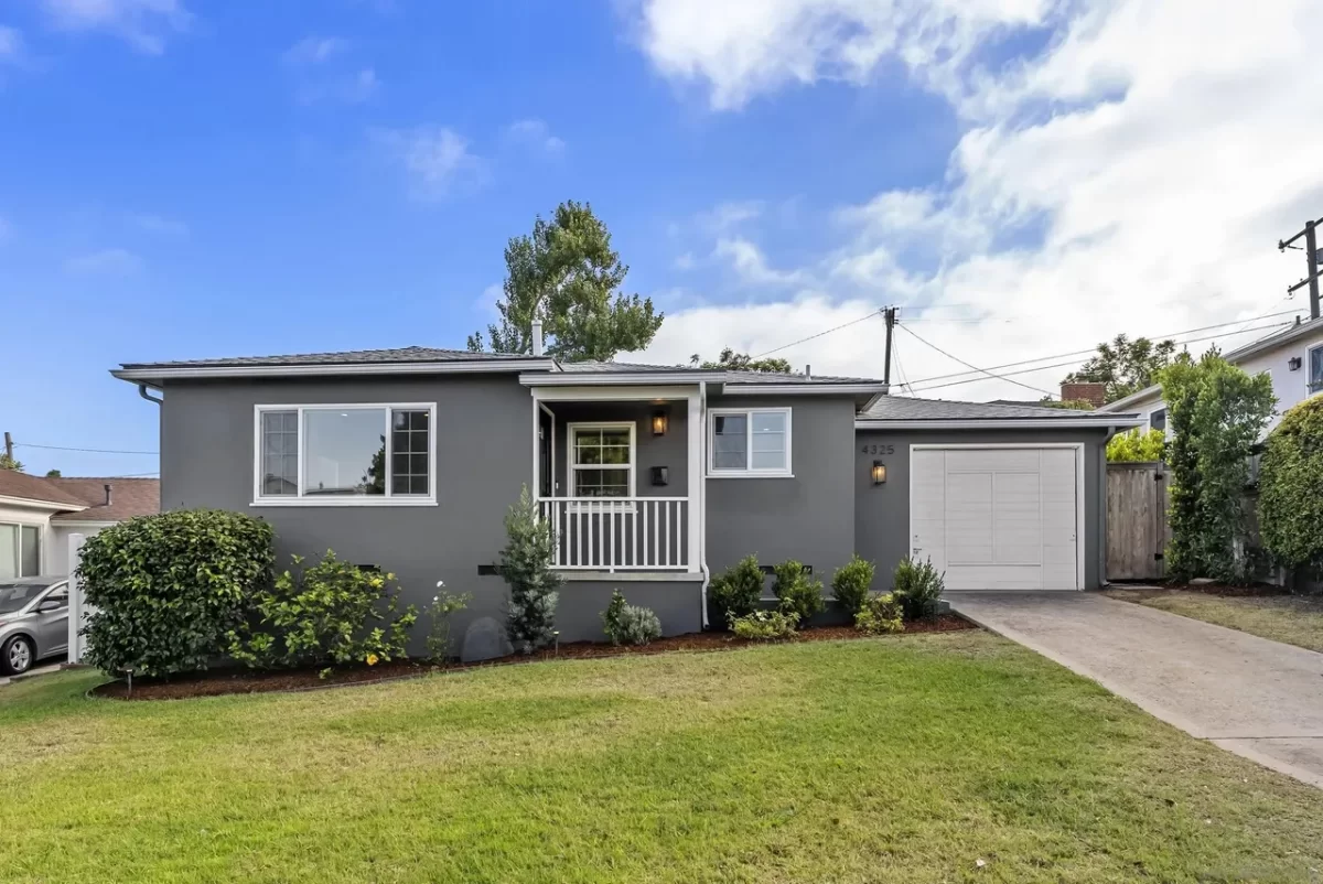 2BR House for Sale in San Diego, CA