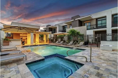 2BR Townhouse for Rent in Phoenix, AZ