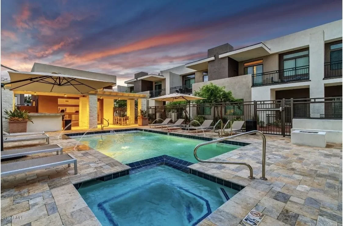 2BR Townhouse for Rent in Phoenix, AZ