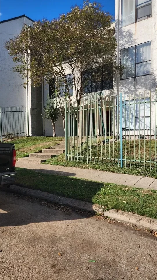 2BR Condo for Rent in Houston, TX