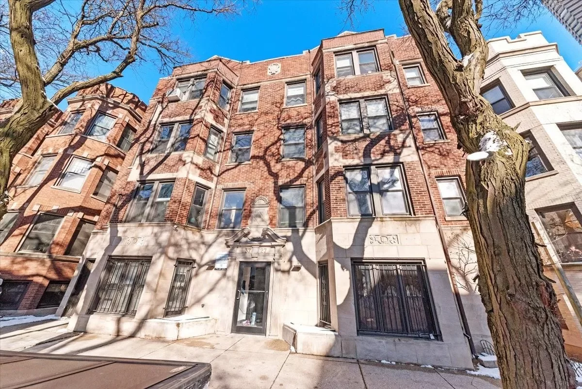 Studio Apartment for Rent in Chicago, IL