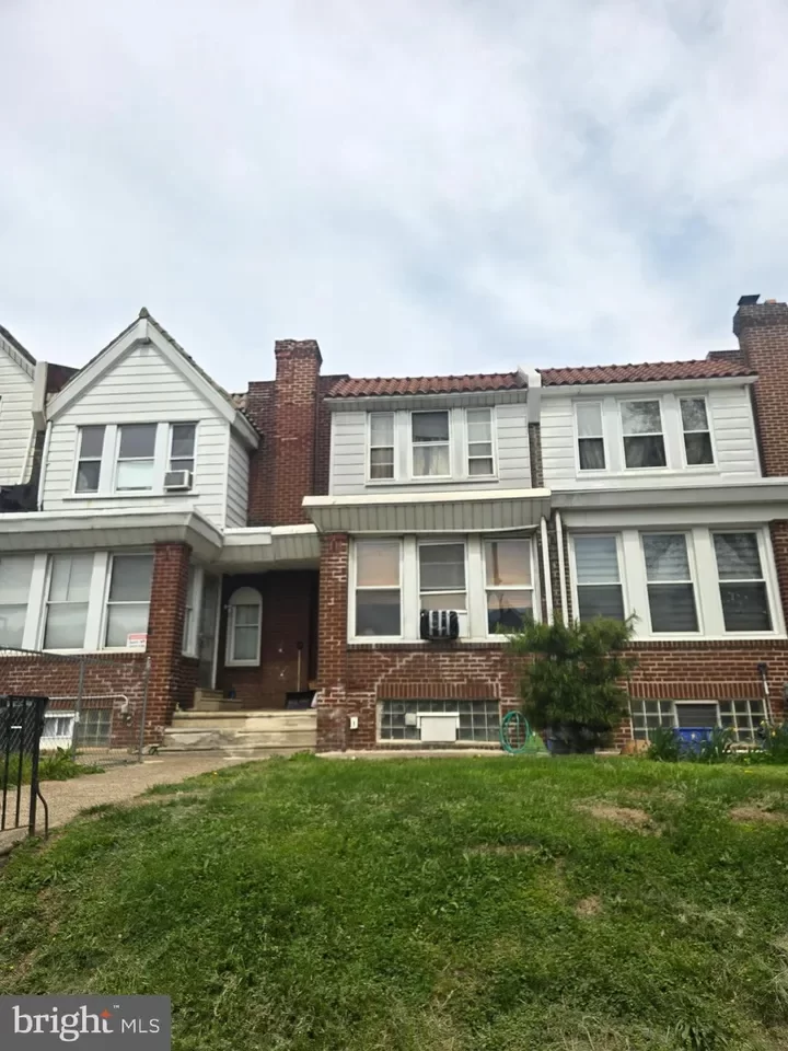3BR Townhouse for Sale in Philadelphia, PA