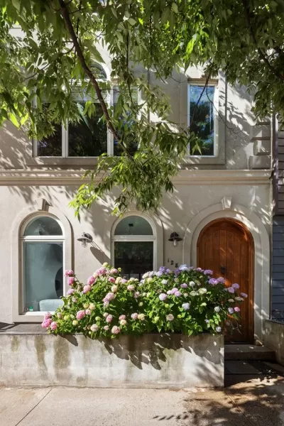 5BR Townhouse for Sale in Brooklyn, NY