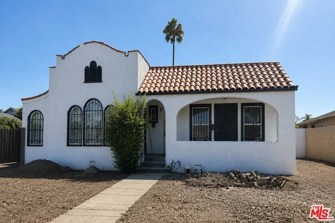 4BR House for Sale in Los Angeles, CA