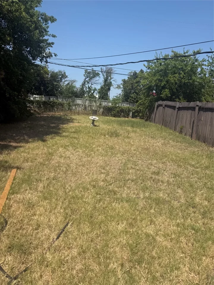 2BR Duplex for Rent in Dallas, TX