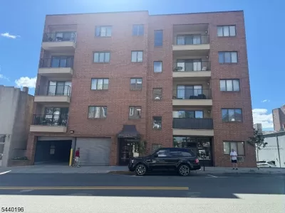 2BR Condo for Sale in Cliffside Park, NJ