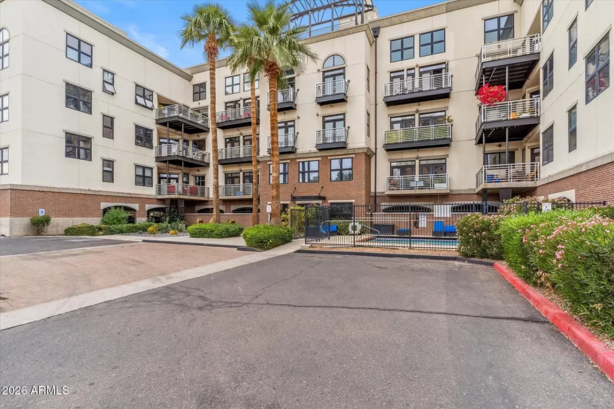 2BR Condo for Sale in Phoenix, AZ