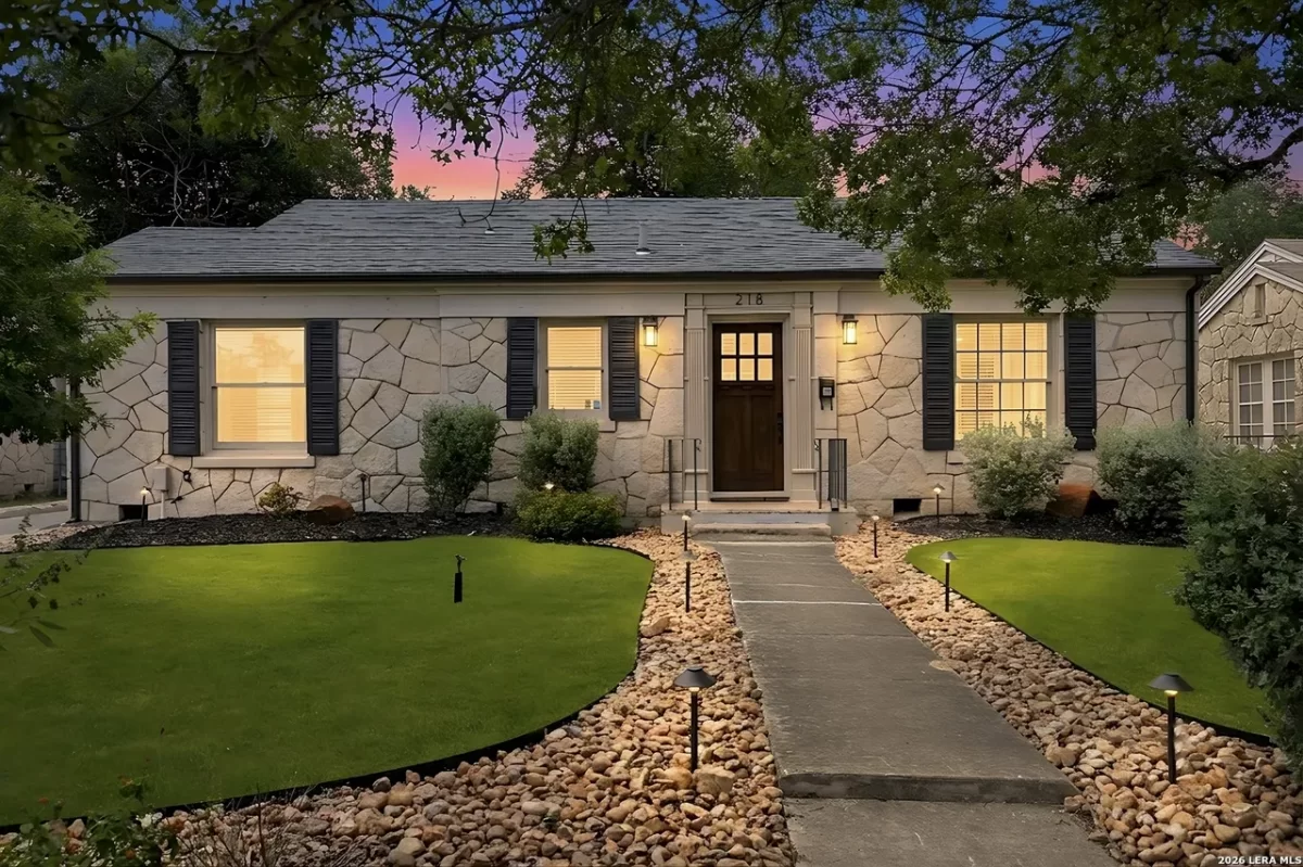 2BR House for Sale in San Antonio, TX