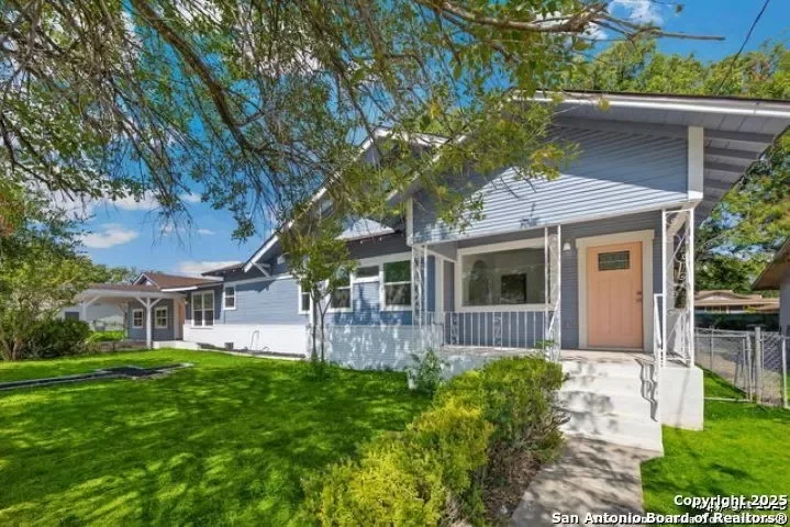 5BR House for Sale in San Antonio, TX