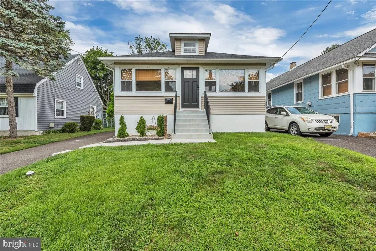 3BR House for Sale in Haddon Heights, NJ