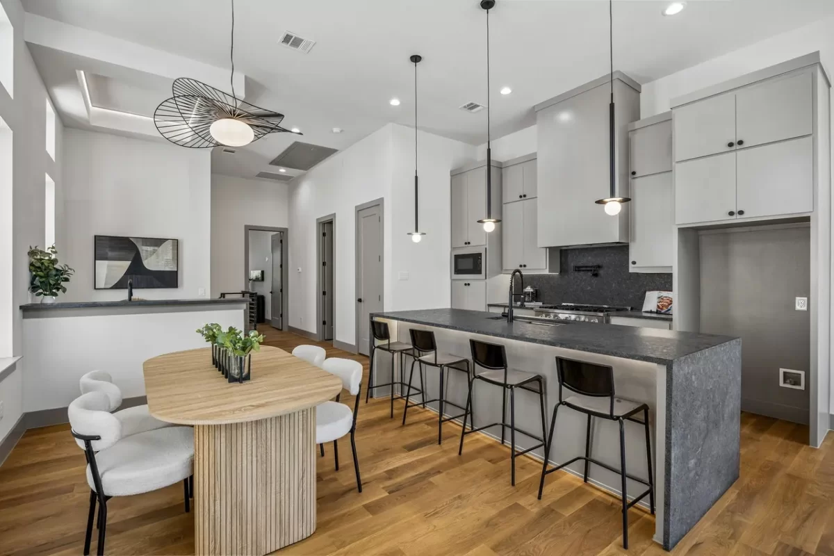 3BR House for Sale in Dallas, TX