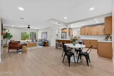 3BR Townhouse for Sale in Phoenix, AZ