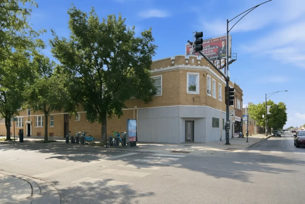 9BR Multi-Family for Sale in Chicago, IL