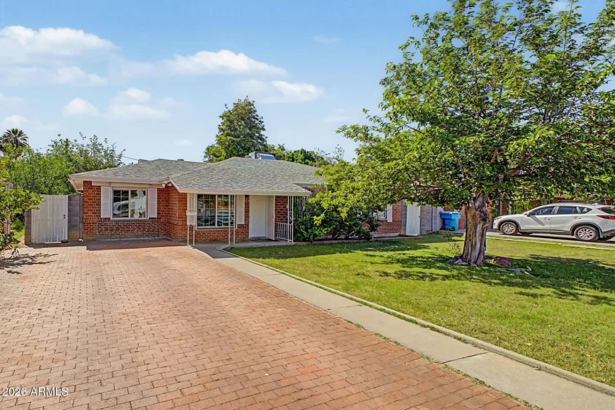 4BR House for Sale in Phoenix, AZ