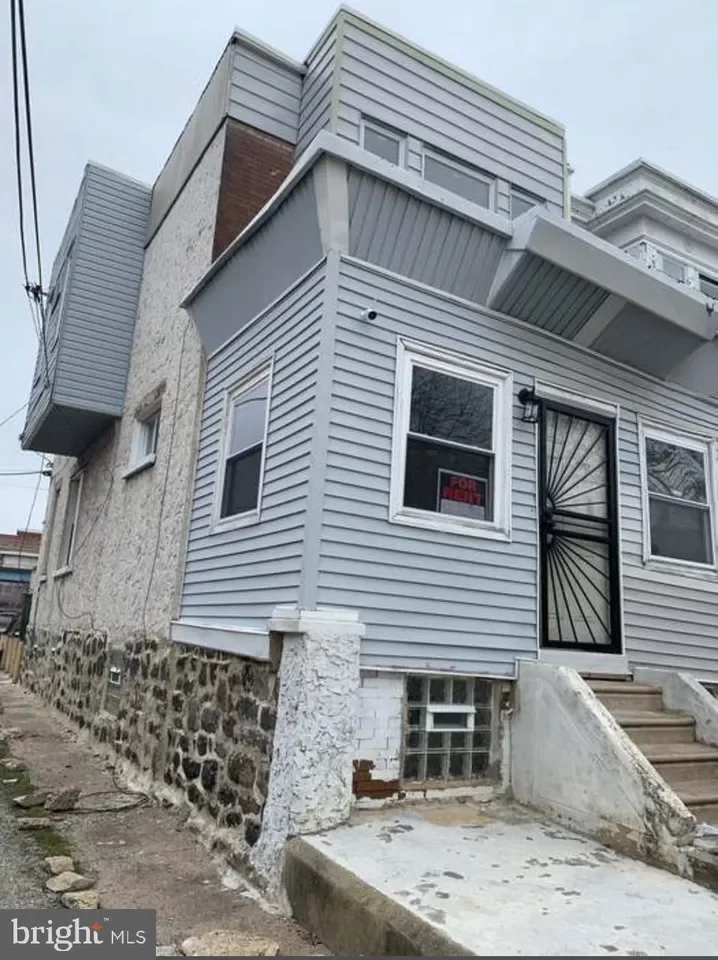 3BR Townhouse for Sale in Philadelphia, PA