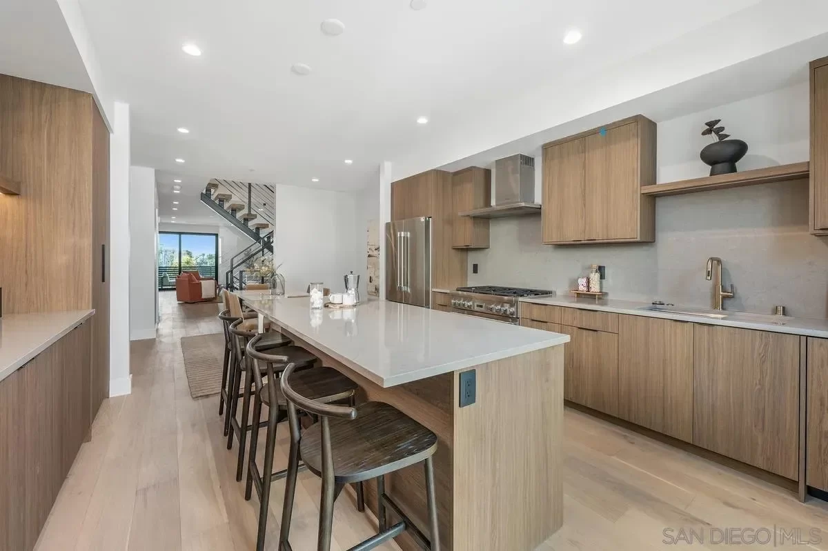 3BR Condo for Sale in San Diego, CA