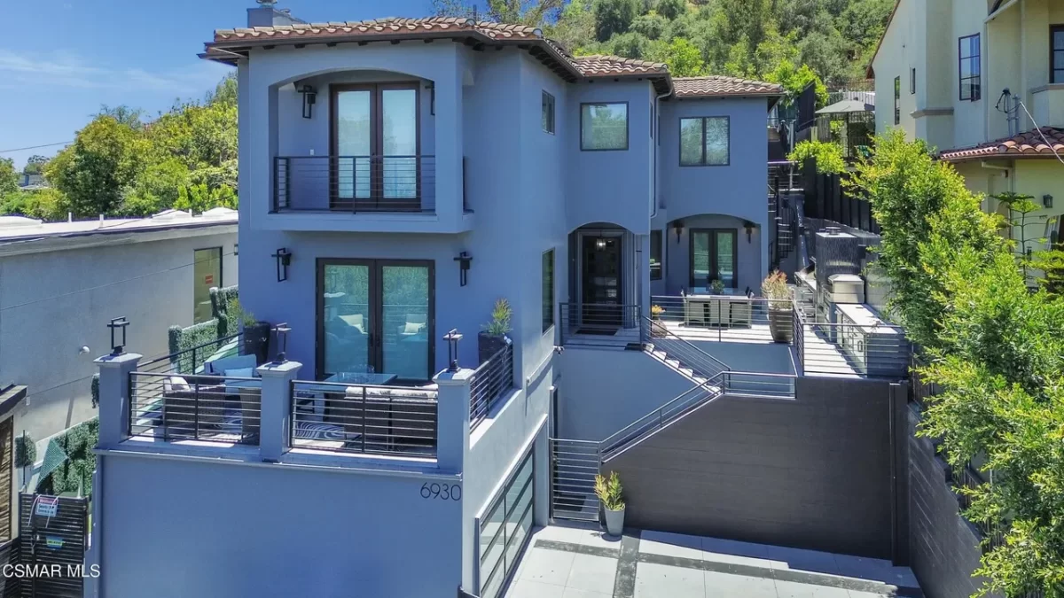 4BR House for Sale in Los Angeles, CA