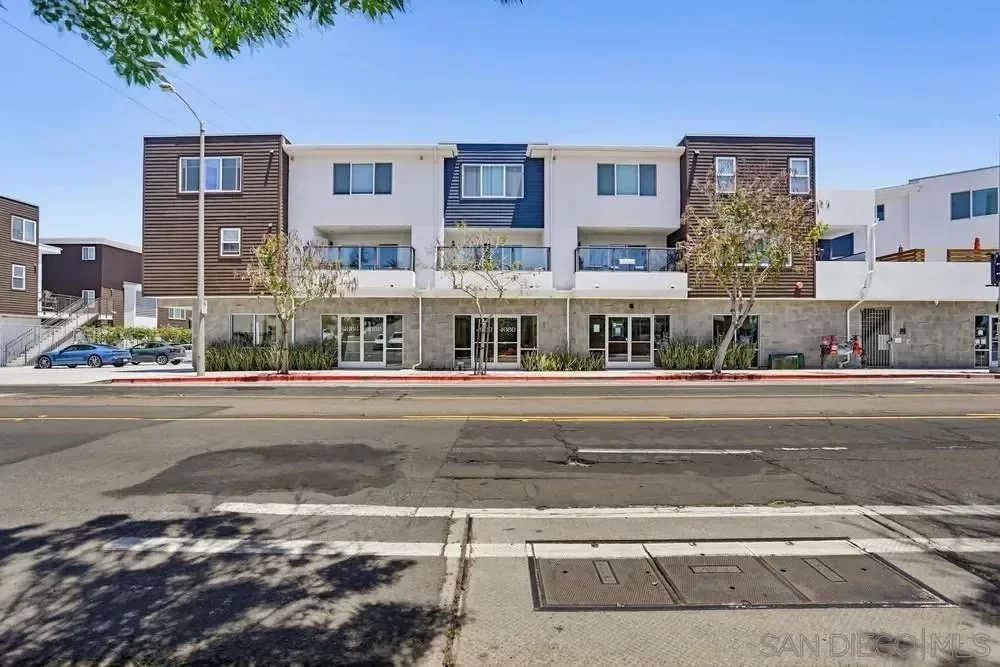 2BR Condo for Sale in San Diego, CA