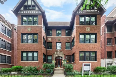 3BR Condo for Sale in Chicago, IL